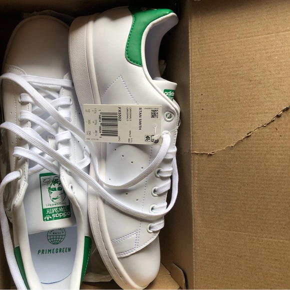 NEW in box! Adidas Stan Smith white and green Mens sneaker size 11 and… - Picture 2 of 12